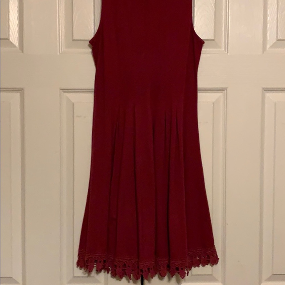 Crimson Dress - Picture 5 of 5